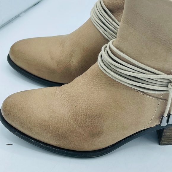 STEVE MADDEN ALL LEATHER ACCENT BOOTIES IN TAN - Picture 6 of 14